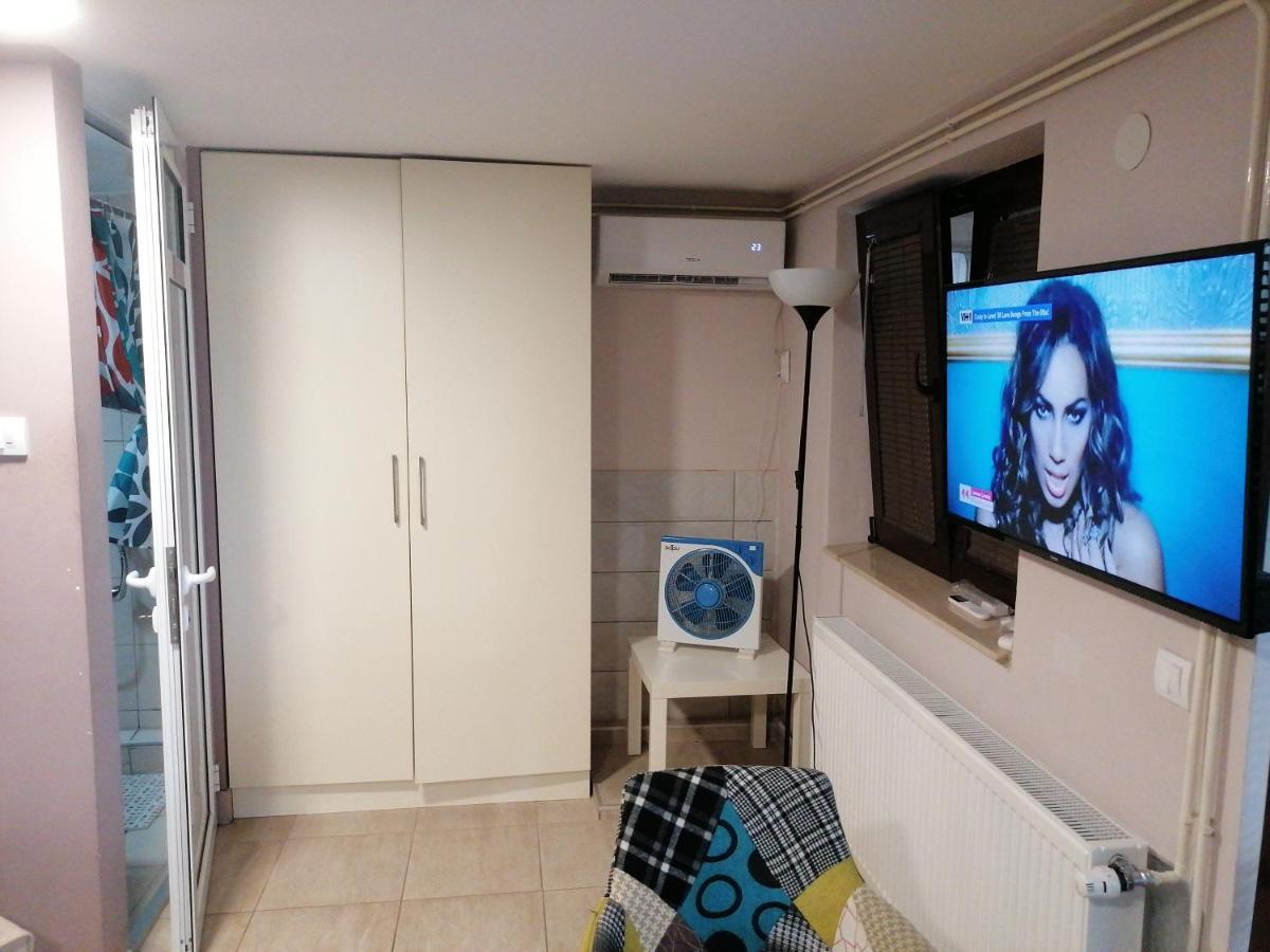 Apartments Sofija Ni Esterno foto