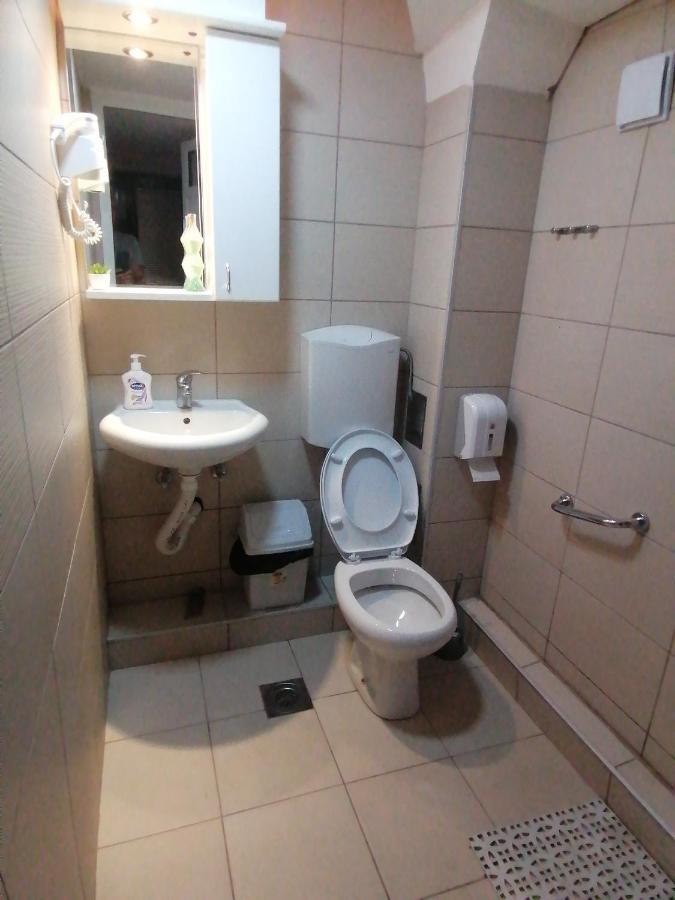 Apartments Sofija Ni Esterno foto