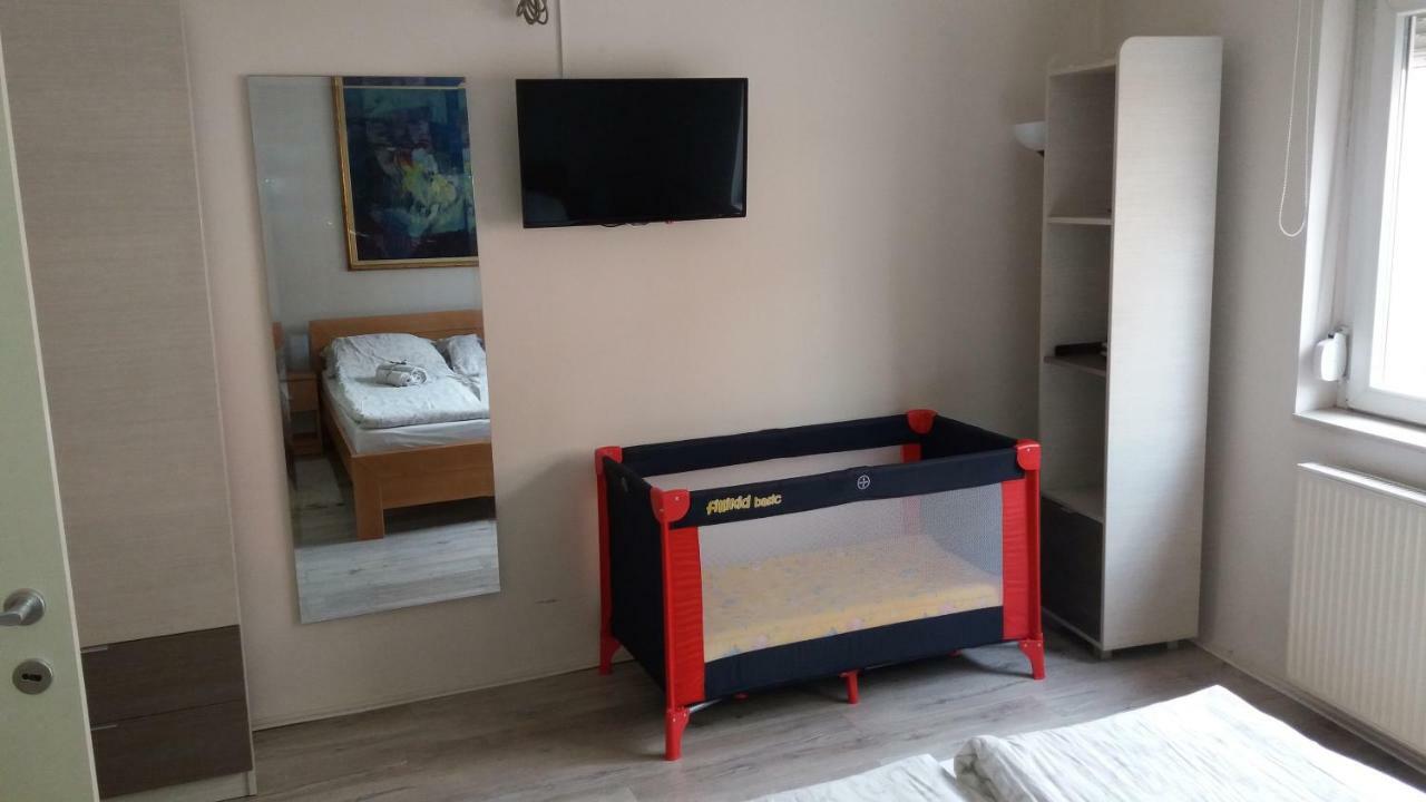 Apartments Sofija Ni Esterno foto